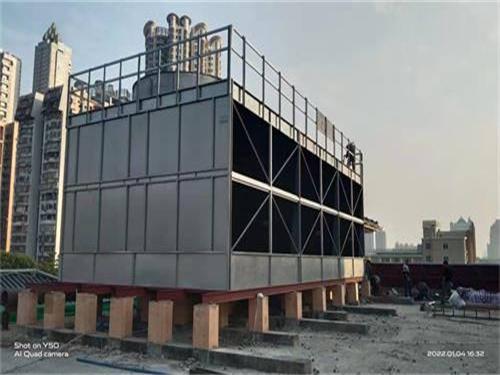 在冬季使用什么方法可以對閉式冷卻塔進行防凍？,什么方的冬季是漫長的