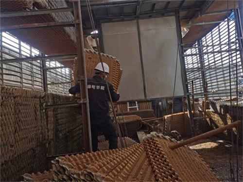 閉式冷卻塔起源設計運行特點(閉式冷卻塔價格)