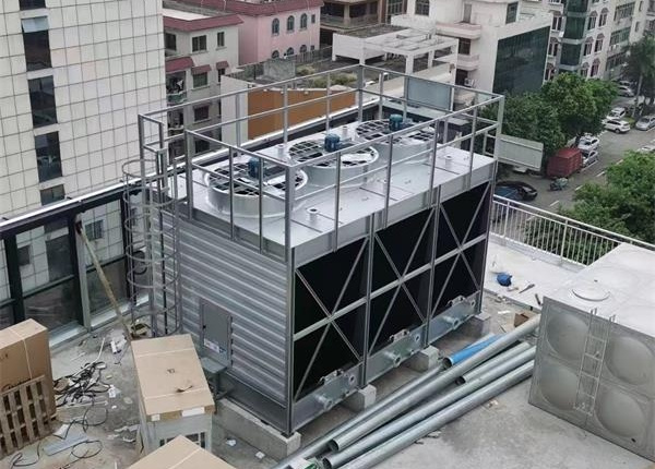 閉式冷卻塔的工作運行方式介紹(閉式冷卻塔工作原理)